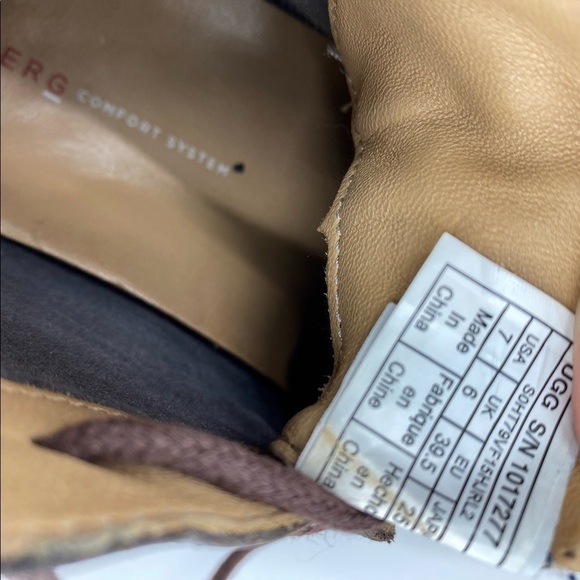 Ugg brown leather lace up ankle shoes - Picture 8 of 8